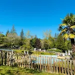 Les Pialades -chalet Mimosa Chalet Nabirat